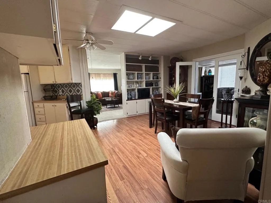 https://cdn.realtyfeed.com/cdn/127/306569197/584211b4dc7ebc4c3788b7a3aa1af693.webp