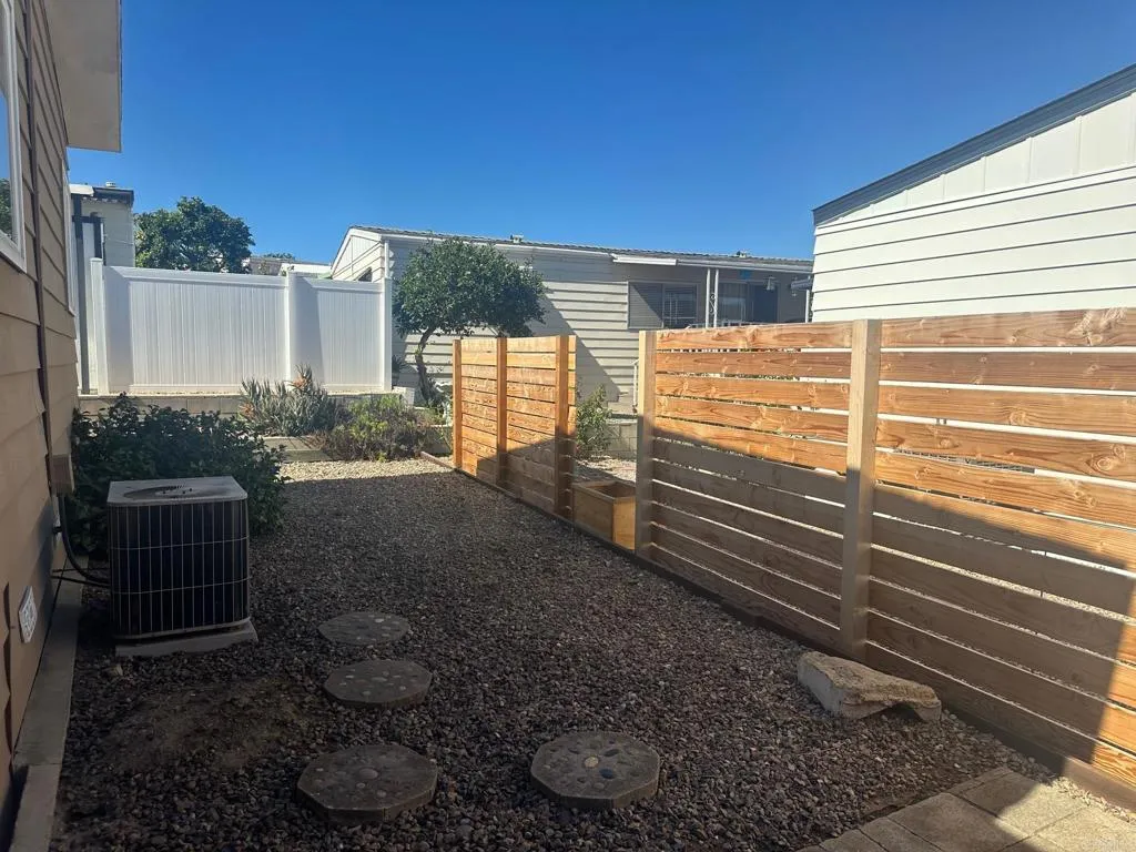 https://cdn.realtyfeed.com/cdn/127/306569197/64083c6deb65083bba9d2abf1b42be61.webp