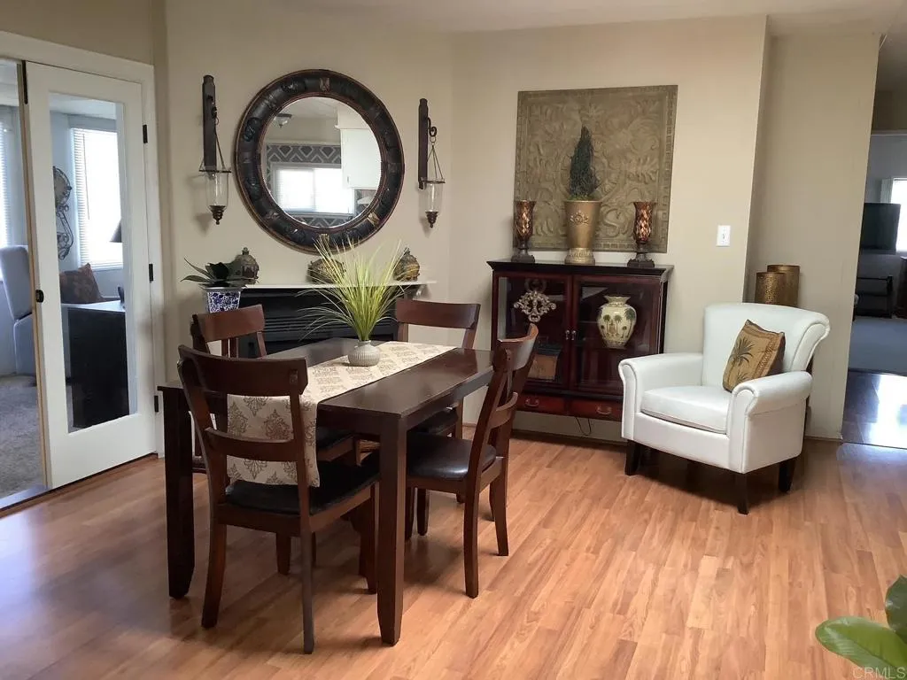 https://cdn.realtyfeed.com/cdn/127/306569197/7aa0f60105d468bb5acb579e75d9531f.webp
