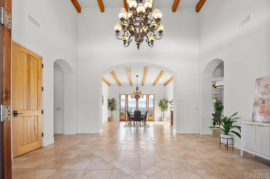 https://cdn.realtyfeed.com/cdn/127/306569204/6de33c7d035d95d1306cb35e6a1d57f4.webp
