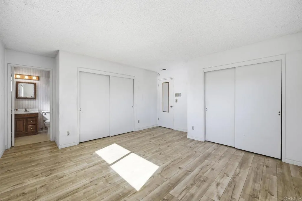 https://cdn.realtyfeed.com/cdn/127/306569236/d35f480de9ccc0d88590f6d3452616fd.webp