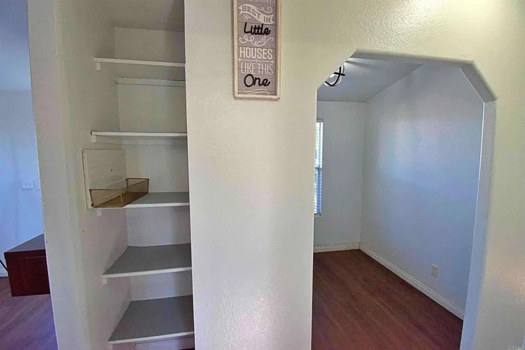 https://cdn.realtyfeed.com/cdn/127/306569259/5b0db7de6ffd2eaa3e3a16627bb1e028.webp