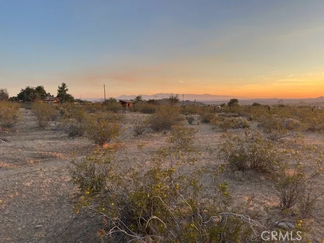 Apple Valley, CA 92307
