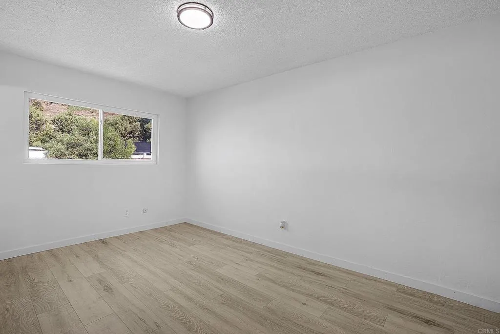 https://cdn.realtyfeed.com/cdn/127/306569310/ee01157d6859ffa321991c126a9c0516.webp