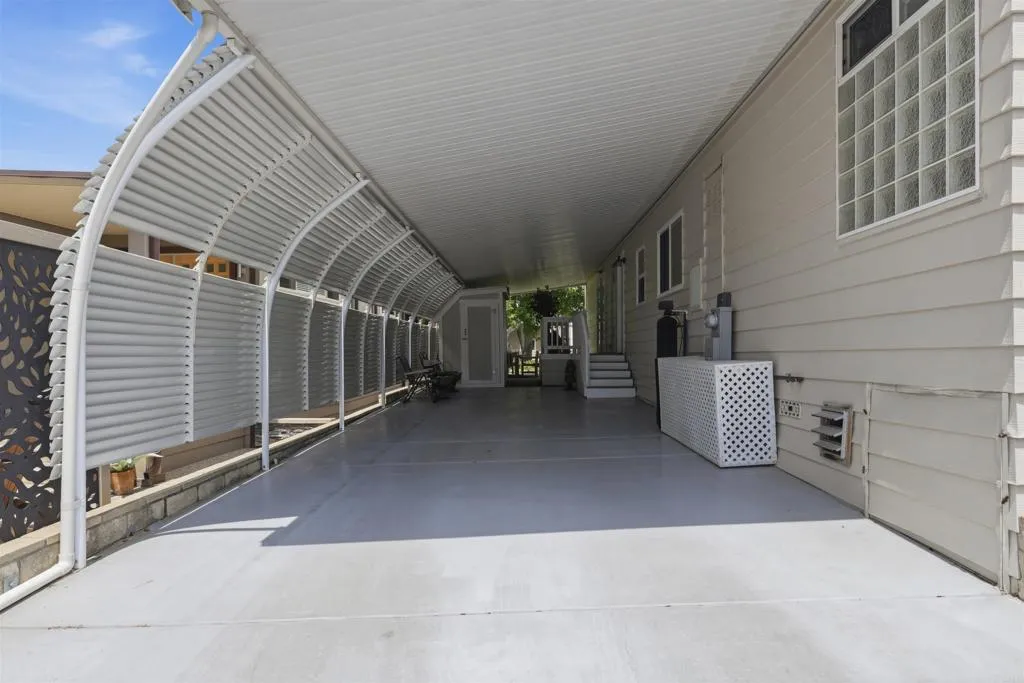 https://cdn.realtyfeed.com/cdn/127/306569351/00c5a81d46a2089090854827115de023.webp