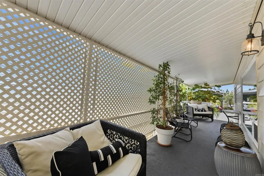 https://cdn.realtyfeed.com/cdn/127/306569351/0b545e5243fa4a9ea4271f720604bec5.webp