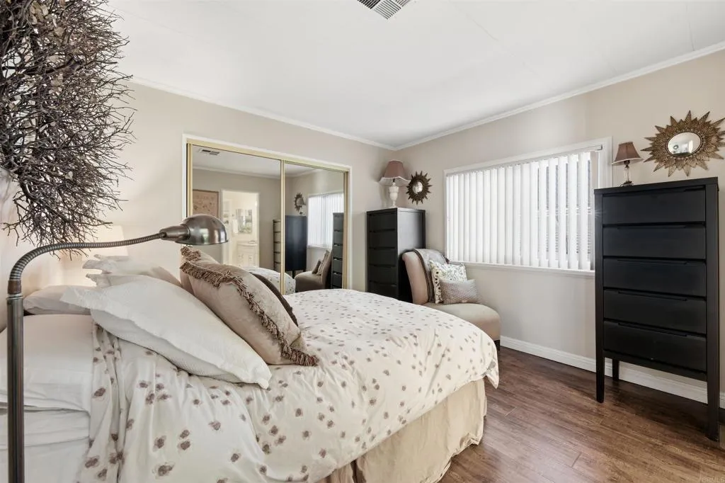https://cdn.realtyfeed.com/cdn/127/306569351/487e9c07034bfcf7351df407c3aa39fe.webp