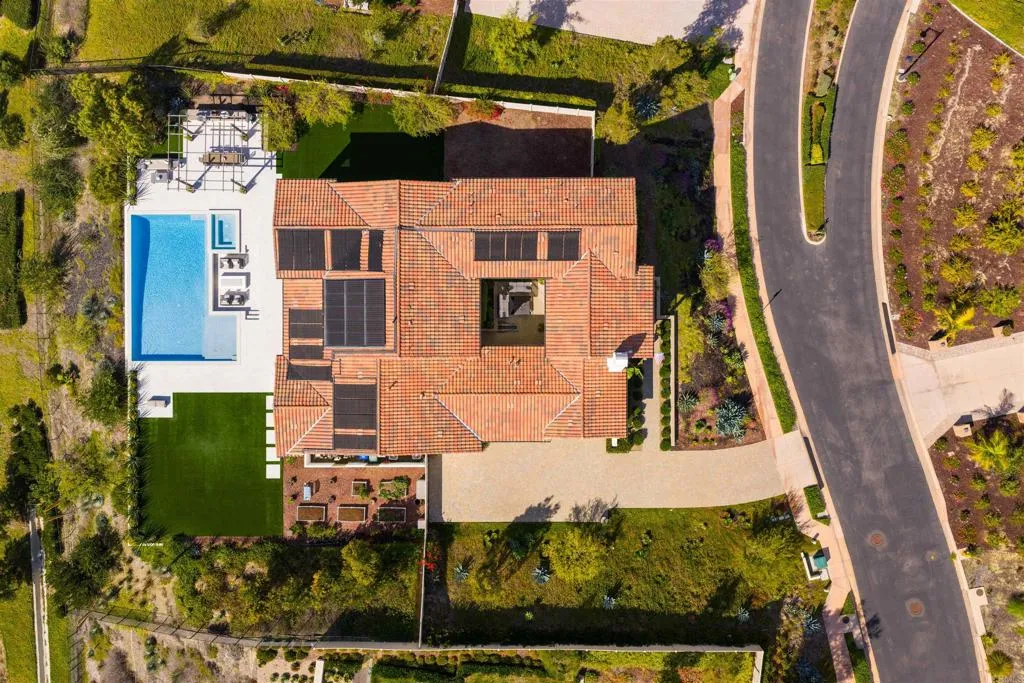 https://cdn.realtyfeed.com/cdn/127/306569400/5517c5d6b5cd67a20f7bb1e5875417b8.webp