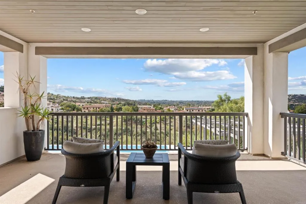 https://cdn.realtyfeed.com/cdn/127/306569400/9907cb7cc9c9fbb68bccc1eeced86d21.webp