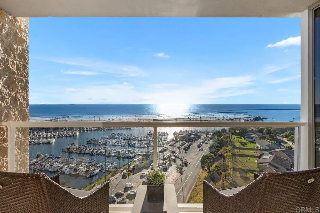 https://cdn.realtyfeed.com/cdn/127/306569406/0df2f731207fe8a7b13dc25c1b92044d.webp