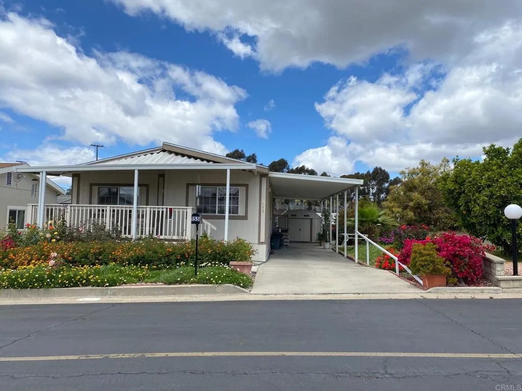 https://cdn.realtyfeed.com/cdn/127/306569526/12455a92c1405fa09442521fc060f75e.webp