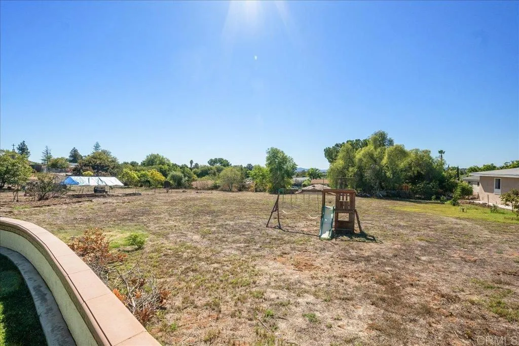 https://cdn.realtyfeed.com/cdn/127/306569529/a1b255f7d73fb5d2ea794fdfab746f71.webp