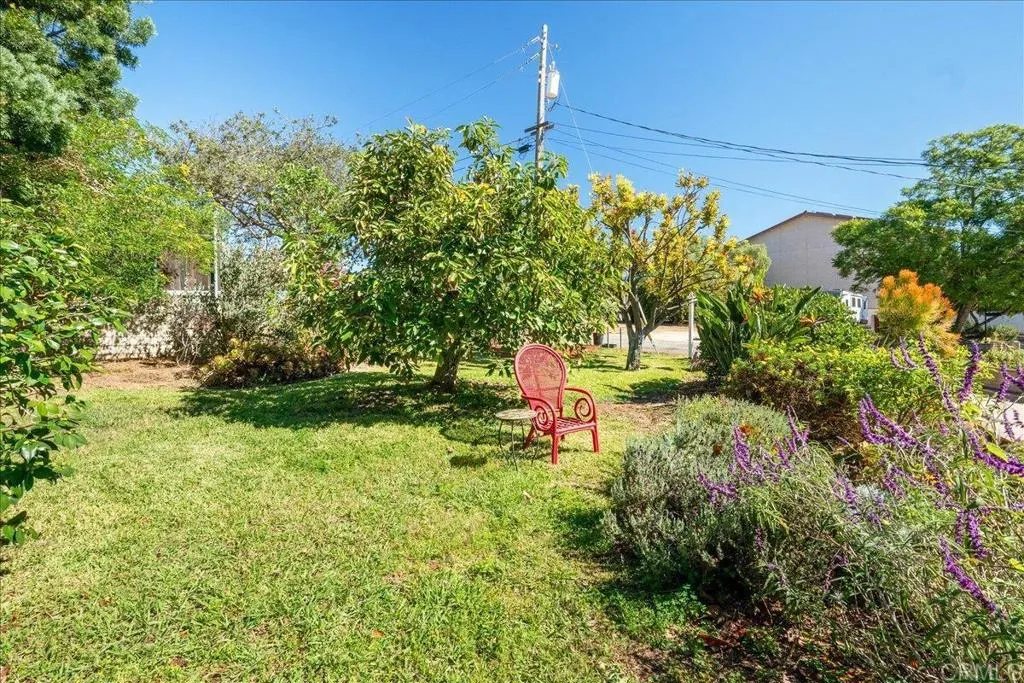 https://cdn.realtyfeed.com/cdn/127/306569529/c1f46baf75fba41819b44657bb42042c.webp