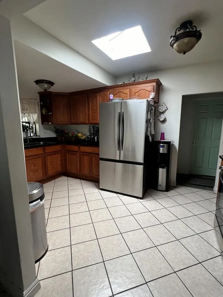 https://cdn.realtyfeed.com/cdn/127/306569533/c6a4c6e2a3c08896941f0525b3e4fe7d.webp