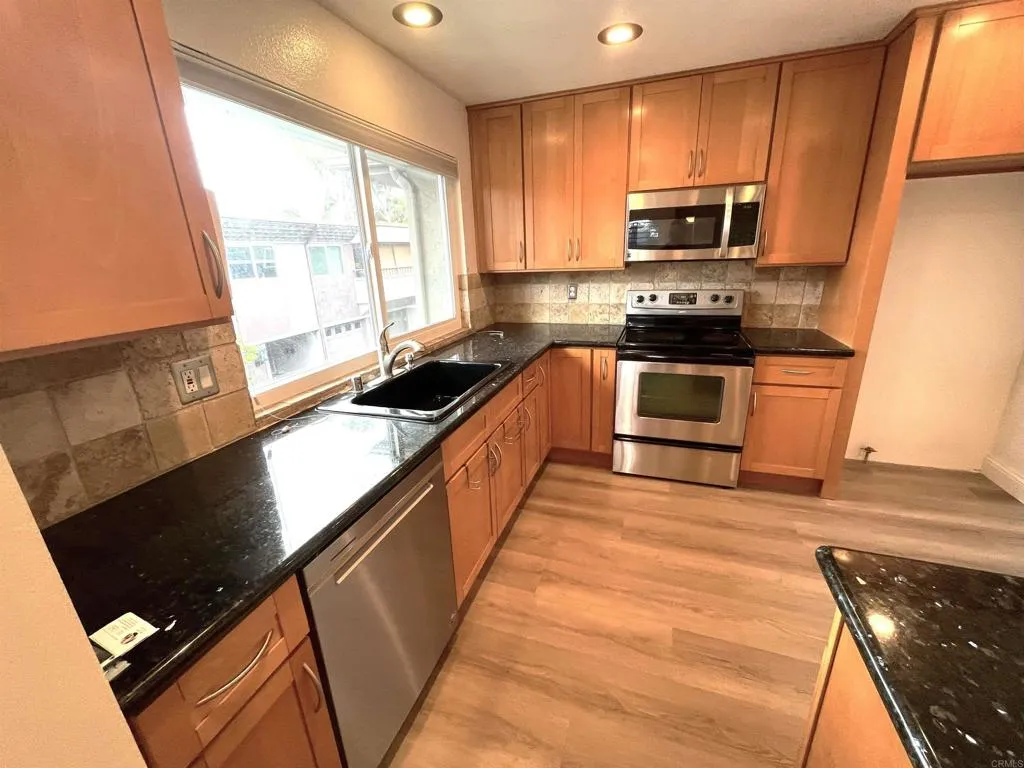 https://cdn.realtyfeed.com/cdn/127/306569539/d03fbdd681d0c25640f3ff42fd431a2f.webp