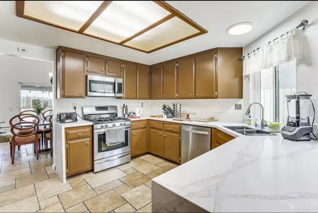 https://cdn.realtyfeed.com/cdn/127/306569552/04491bb69b6fcec4e824b769c03dc0da.webp