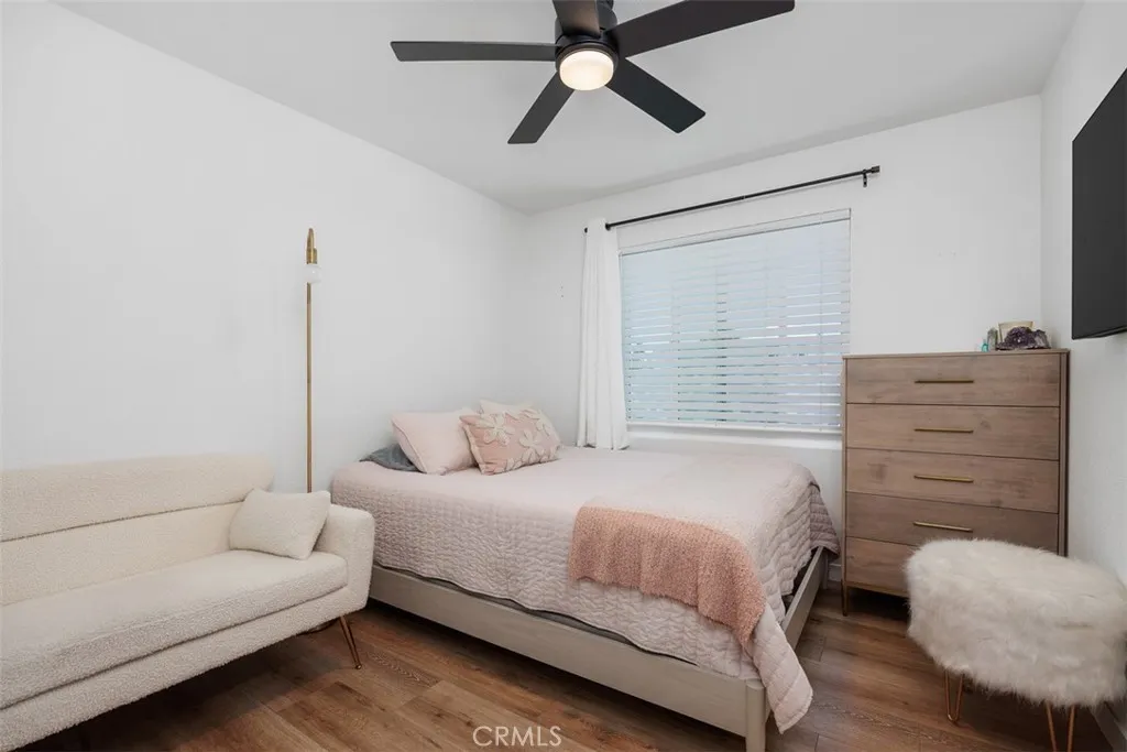 https://cdn.realtyfeed.com/cdn/127/306569589/47456883143f66adae50427faabc3115.webp