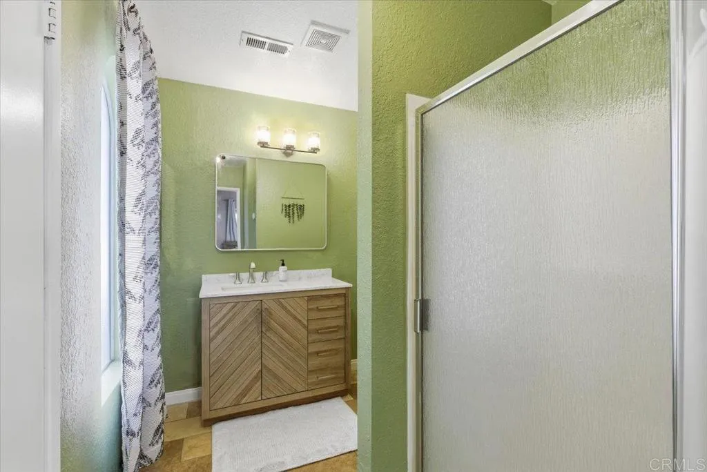 https://cdn.realtyfeed.com/cdn/127/306569591/1adcdca02b8d287230852a28b3fab8c7.webp