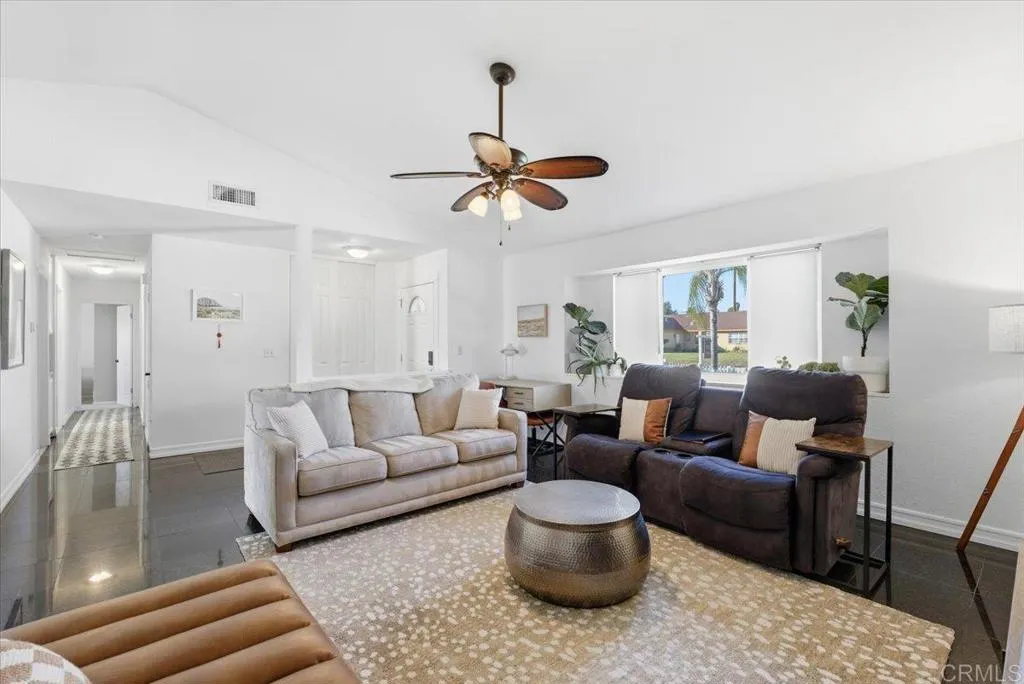 https://cdn.realtyfeed.com/cdn/127/306569591/1b966c55f424cc81f0a73081771e1ac7.webp