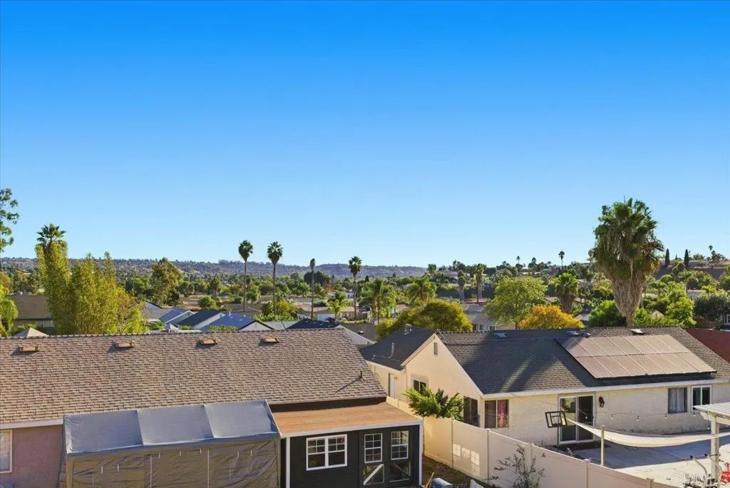 https://cdn.realtyfeed.com/cdn/127/306569591/bc6ea67aa4e7b21d28fd3663874275fc.webp