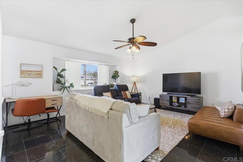 https://cdn.realtyfeed.com/cdn/127/306569591/c6699d85b5bbf970d5c3b7fff6ec204e.webp