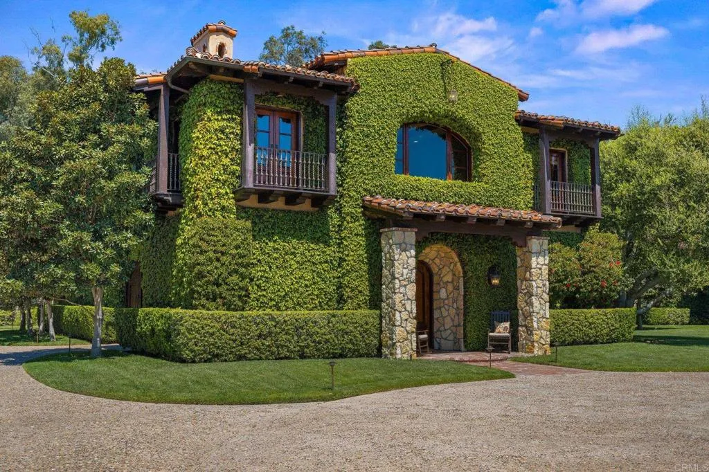 https://cdn.realtyfeed.com/cdn/127/306569724/c86149ed3b50601fa21c76df2b4ee78d.webp