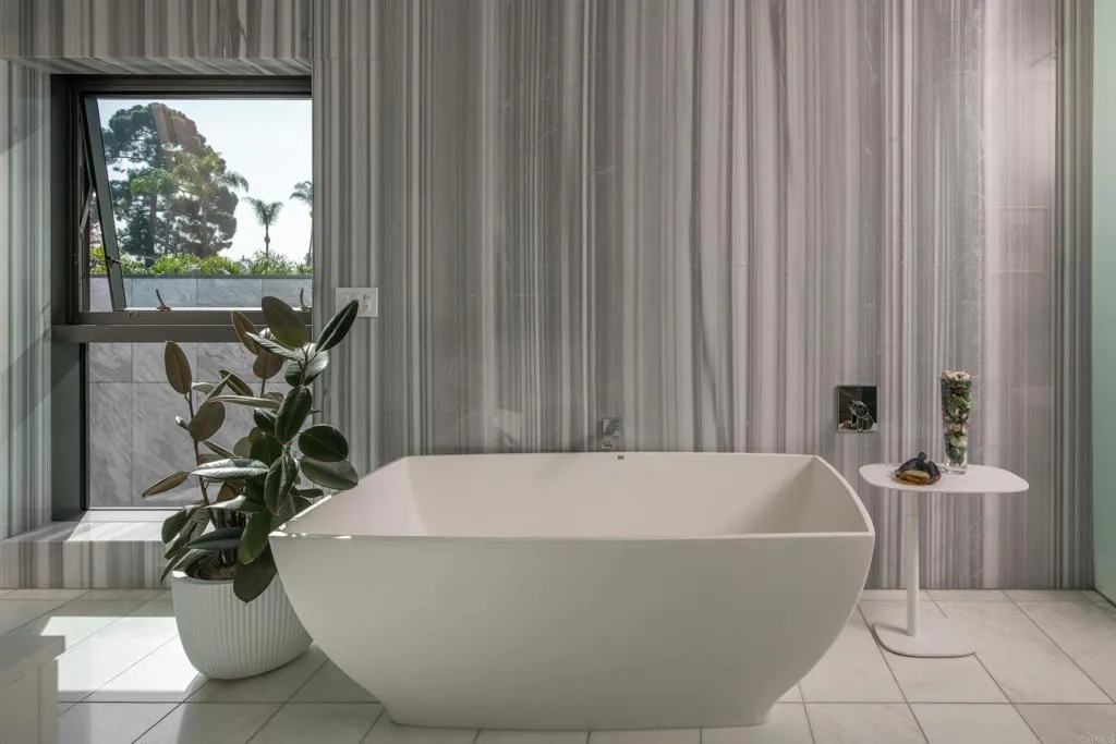 Photo #32: PTP2507939 Listing: Photo #32