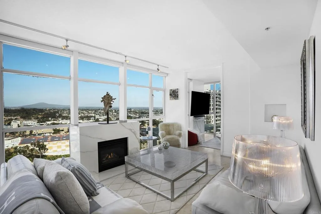 https://cdn.realtyfeed.com/cdn/127/306569822/0a7c1f544af396c7f9e8ace56984596e.webp