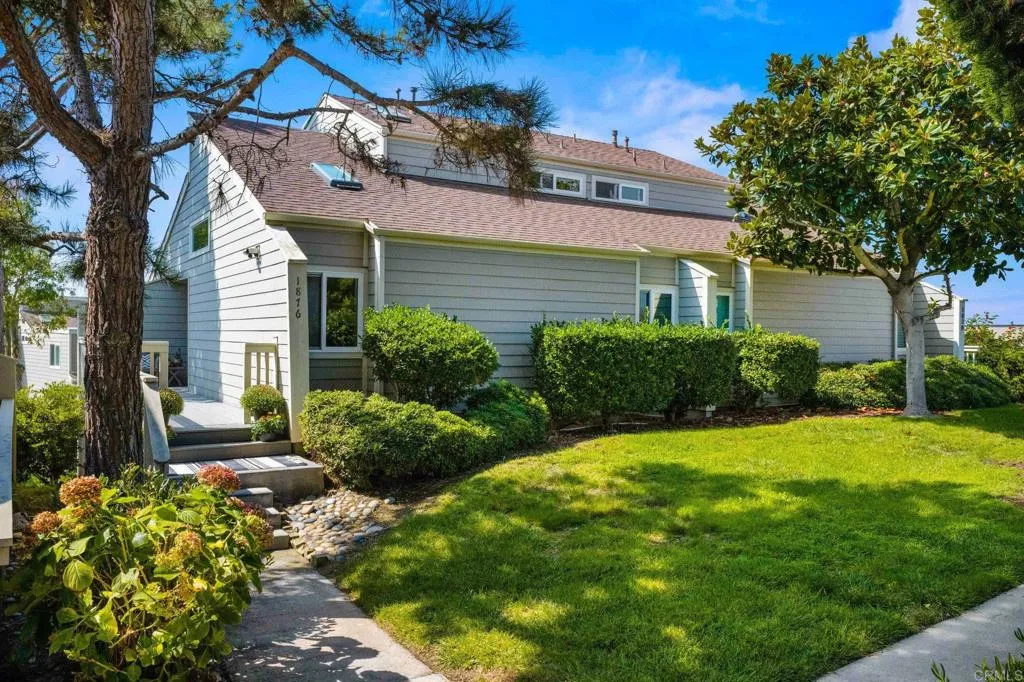 https://cdn.realtyfeed.com/cdn/127/306569823/62771a900ad55e70cfe4cc24c45a241a.webp