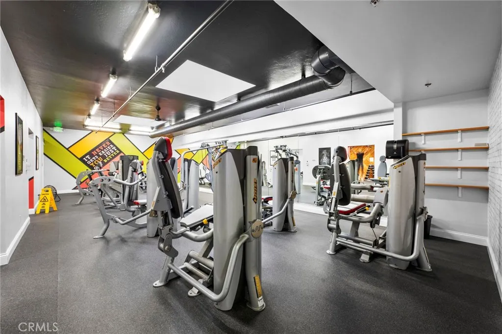https://cdn.realtyfeed.com/cdn/127/306569839/f94bd4c538532b22d1c204ed0428a93f.webp
