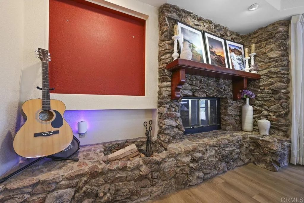 https://cdn.realtyfeed.com/cdn/127/306569870/19ec4a78af3453495c8ce06377cac9b6.webp