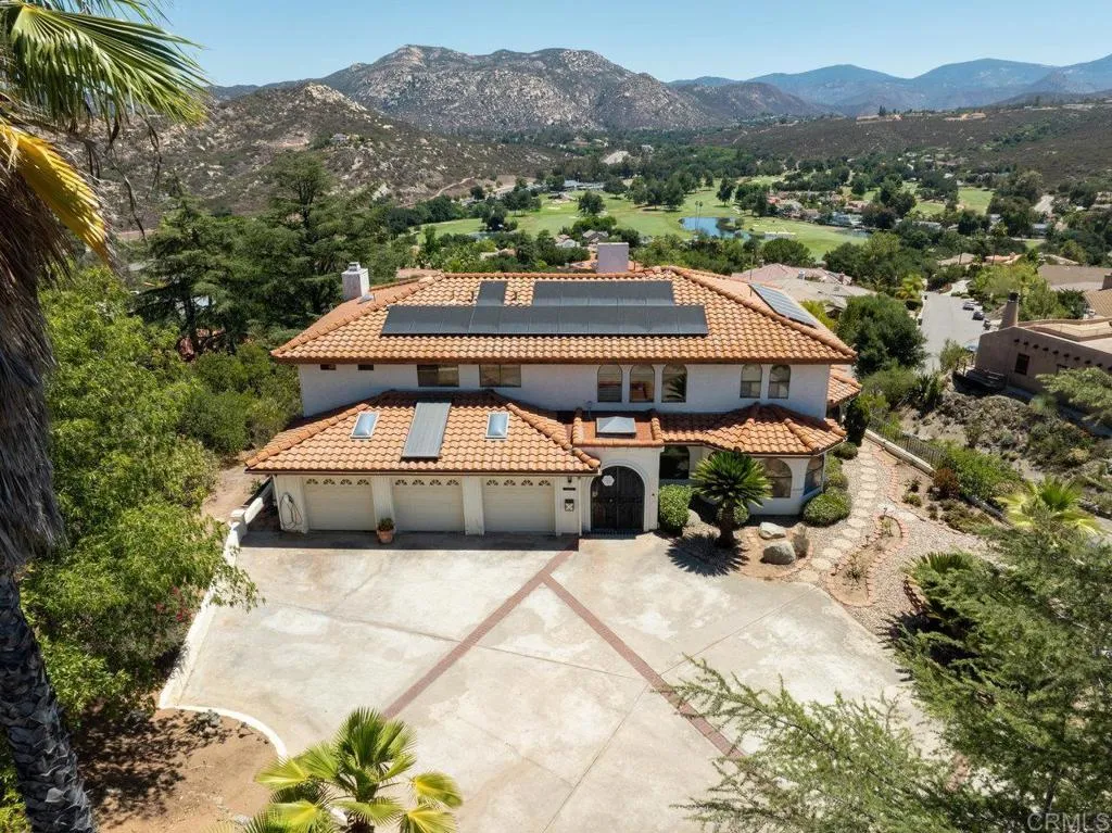 https://cdn.realtyfeed.com/cdn/127/306569870/74562a1b0344c58f6fe8e27192e8f307.webp