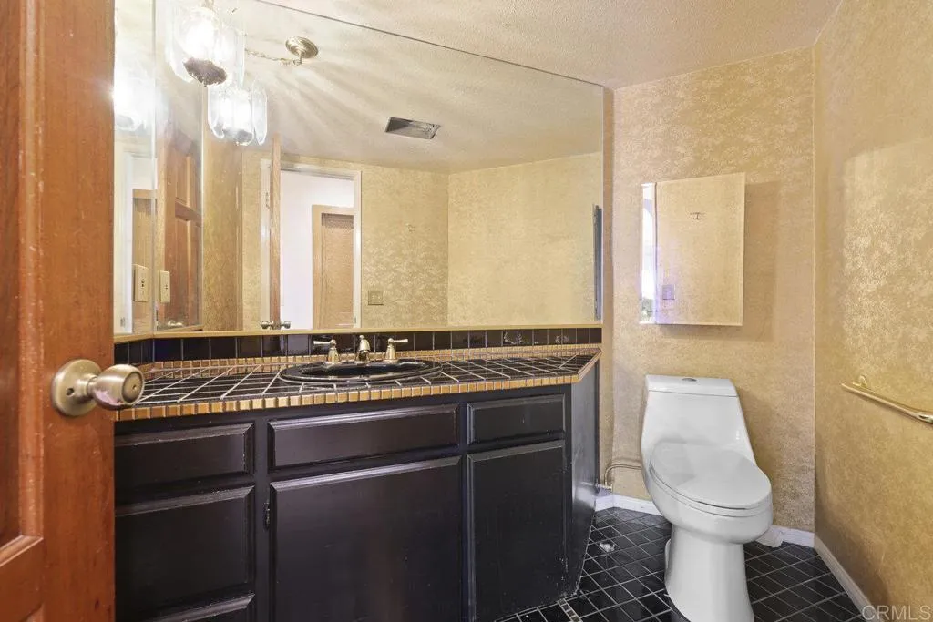 https://cdn.realtyfeed.com/cdn/127/306569870/a35cba8dc060360384461482b75d75c0.webp