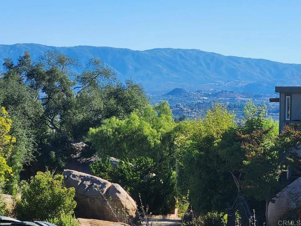 https://cdn.realtyfeed.com/cdn/127/306569887/1ded57fc62f04192e30af921d488049b.webp