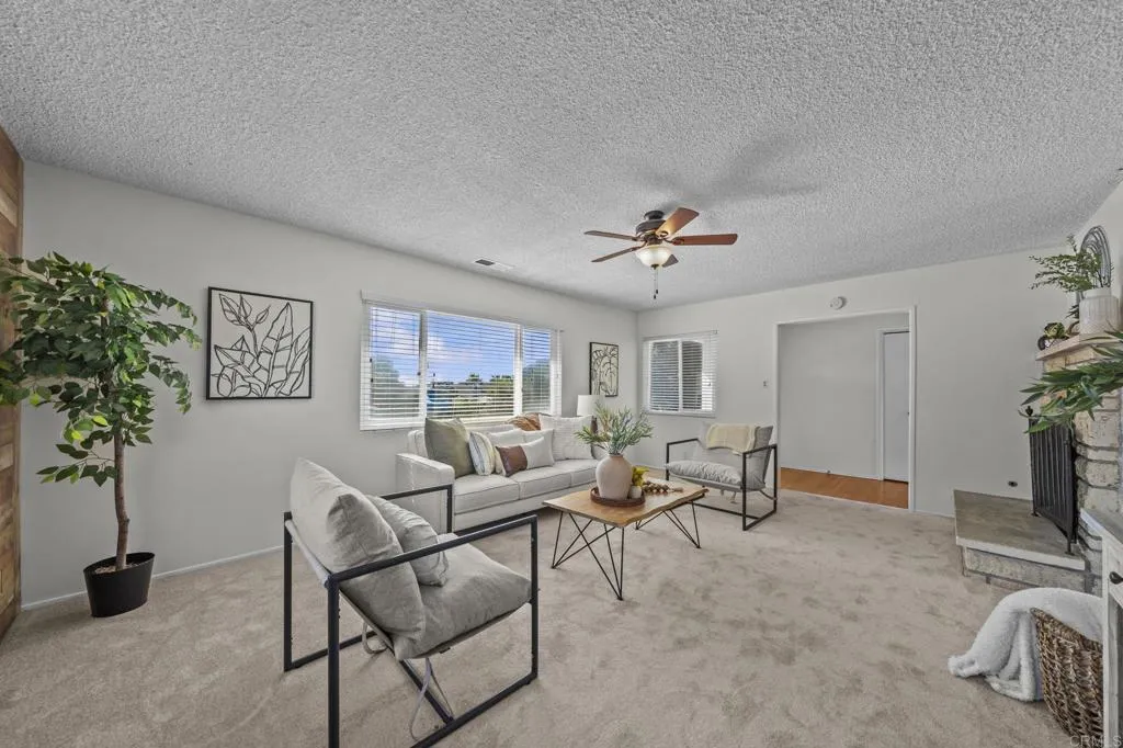 https://cdn.realtyfeed.com/cdn/127/306569895/92b10ae8dfed57256aafecc9f704ca92.webp
