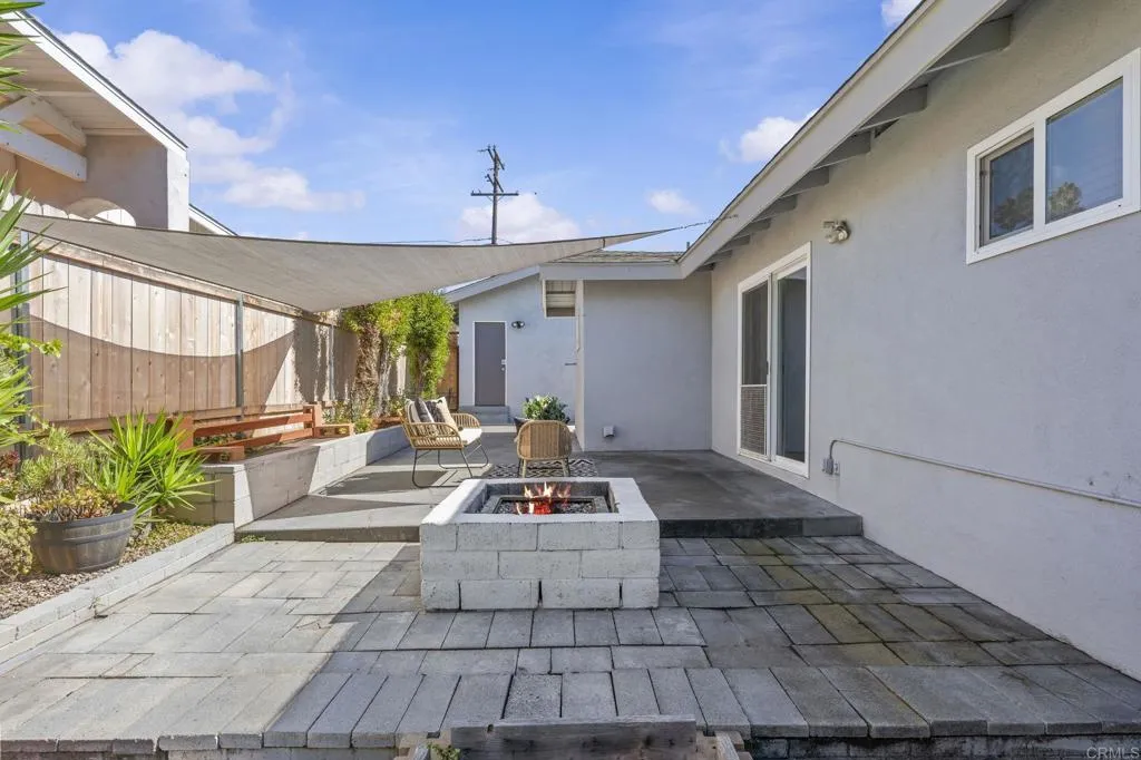 https://cdn.realtyfeed.com/cdn/127/306569895/f367ed51cefae3c24406db34f982c3bd.webp