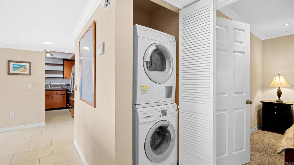 https://cdn.realtyfeed.com/cdn/127/306569921/781d26fba950e7c46e38cc5cf2f1124c.webp