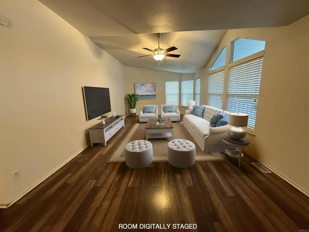 https://cdn.realtyfeed.com/cdn/127/306569924/32f074e3b23c3506148b3883df7abb38.webp