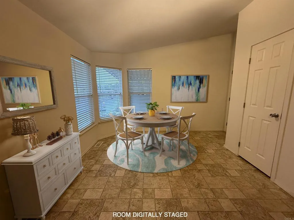 https://cdn.realtyfeed.com/cdn/127/306569924/404247948cf7cacf8a2f167ddf28101e.webp