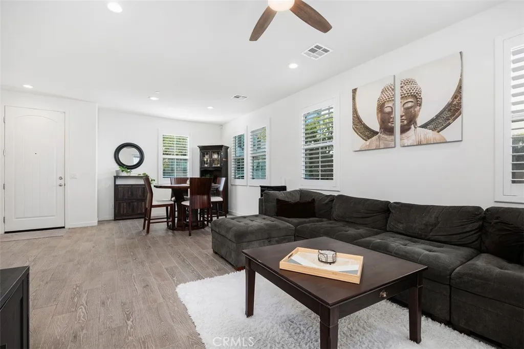 https://cdn.realtyfeed.com/cdn/127/306569931/02aefd50d6d6908e5b512b626928961f.webp