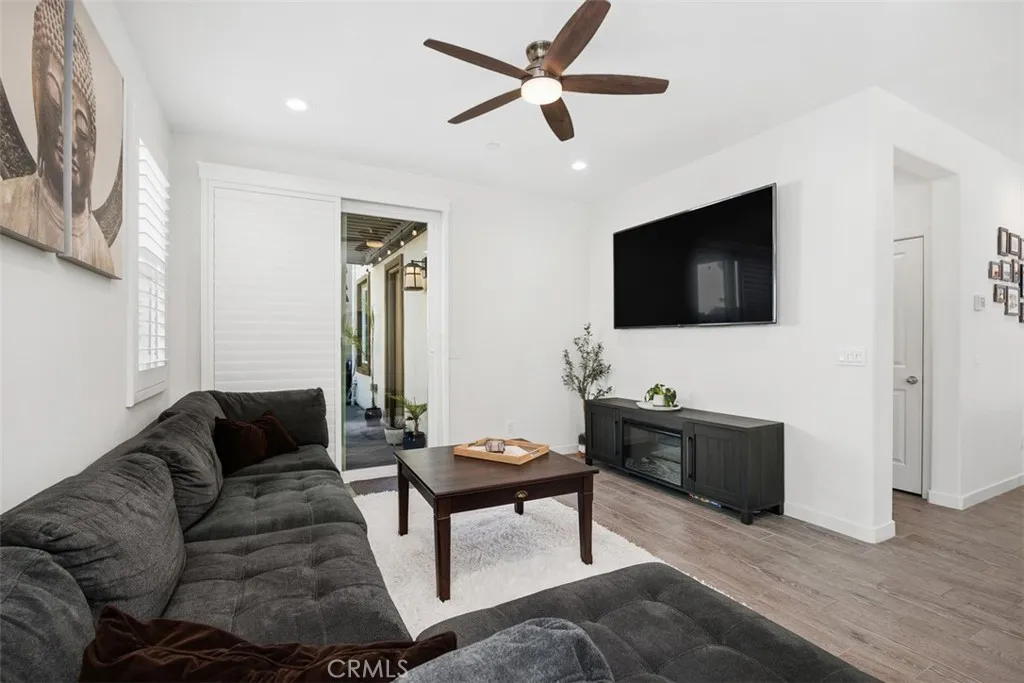 https://cdn.realtyfeed.com/cdn/127/306569931/7a76d47e8e7e0768d61661cb3e0ed55d.webp