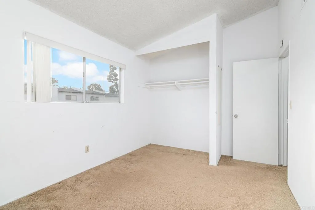 https://cdn.realtyfeed.com/cdn/127/306569937/32585921cb8040c20b0b82879a2f0683.webp