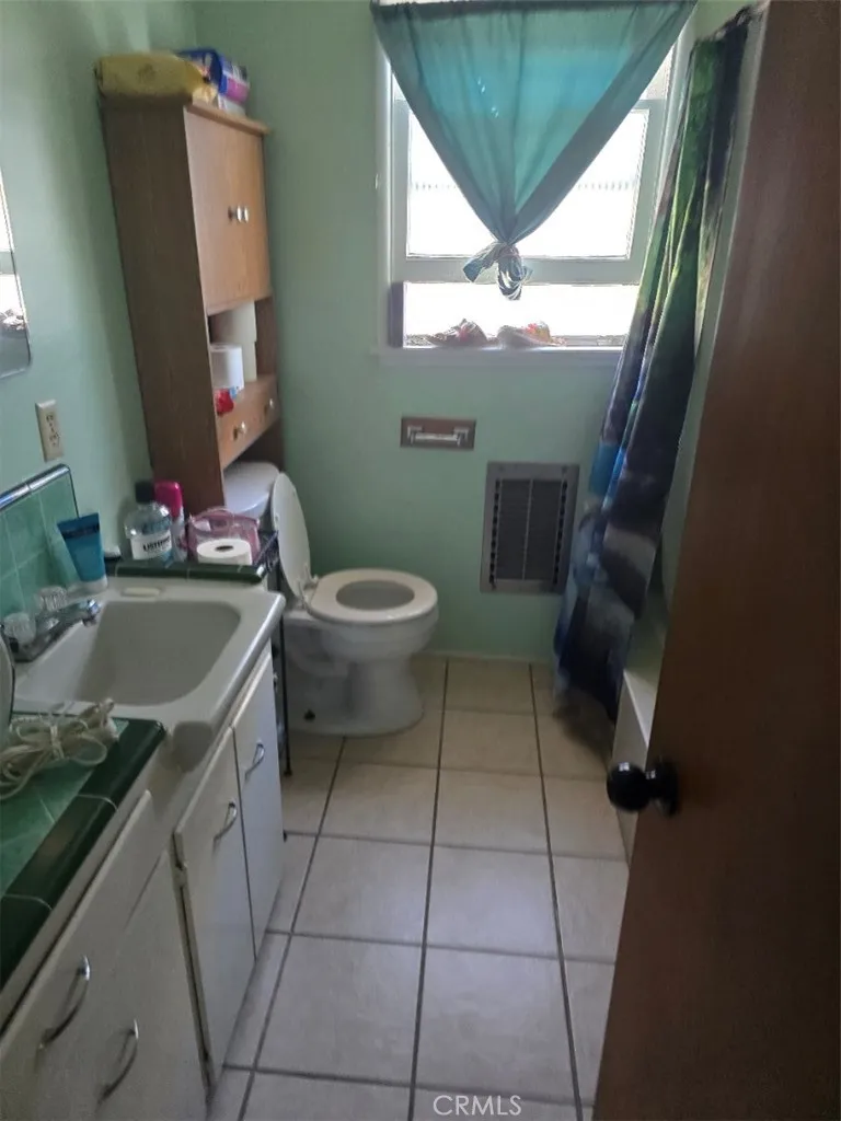 25144 19th, San Bernardino, CA 92404 - Photo 4 of 6, San Bernardino, CA