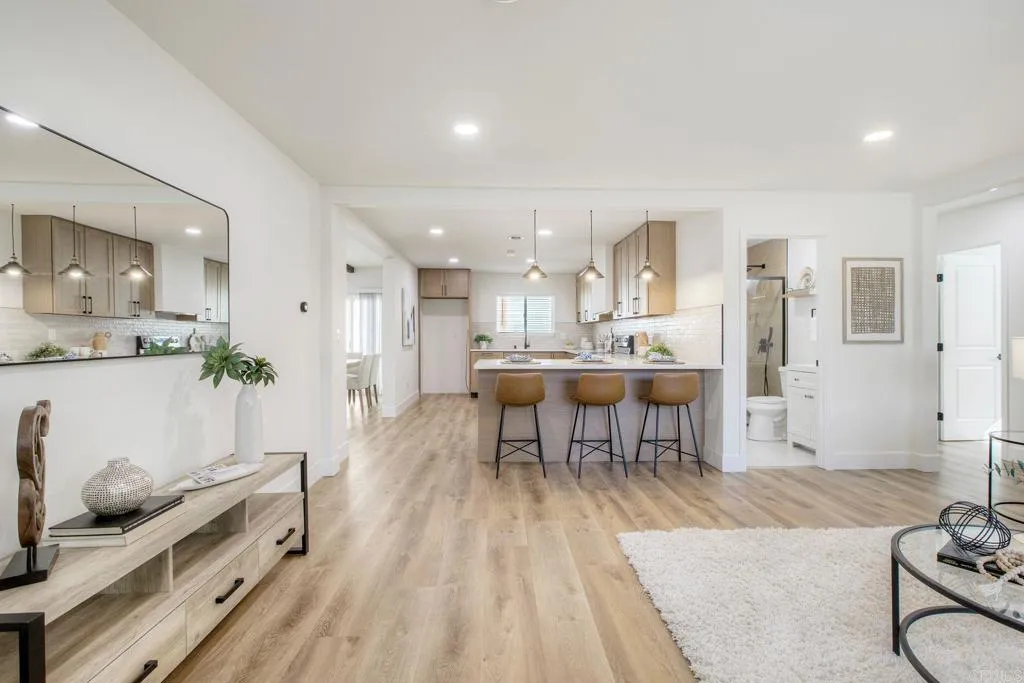 https://cdn.realtyfeed.com/cdn/127/306570011/537be6e5f8253ea49ac7260fb600e3b2.webp