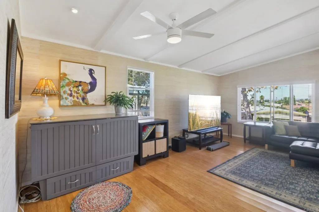 https://cdn.realtyfeed.com/cdn/127/306570057/0b3bda6774701b7fadec9b614f1ea3d5.webp