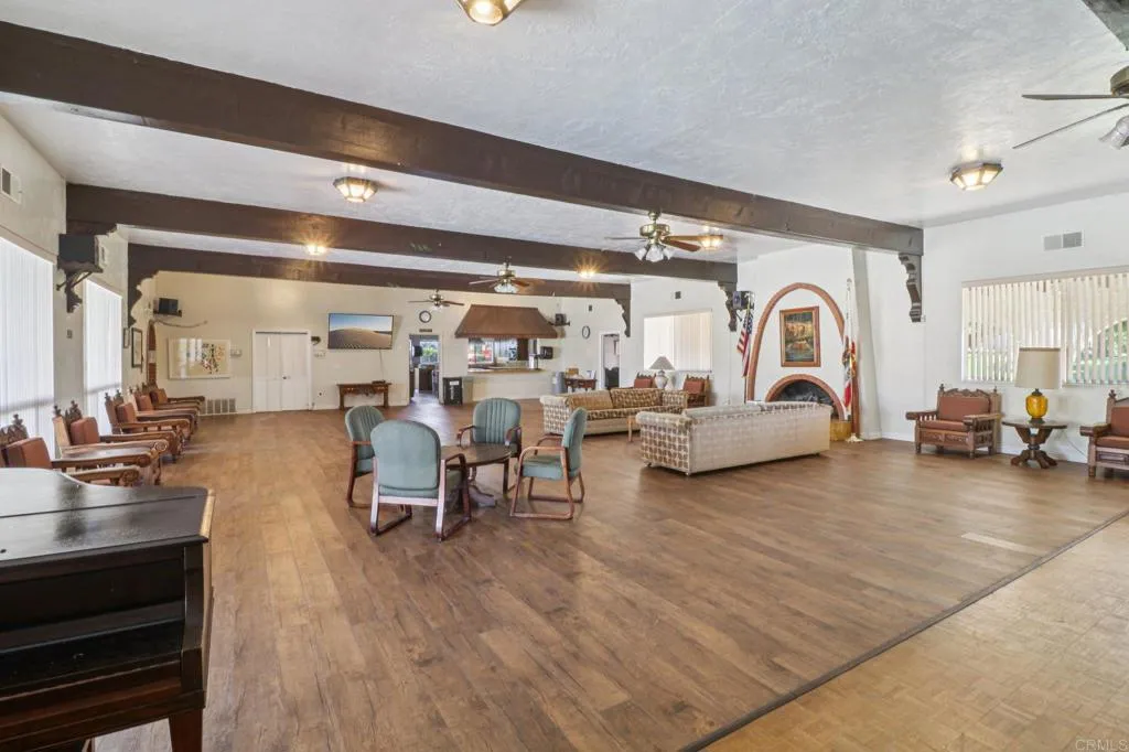 https://cdn.realtyfeed.com/cdn/127/306570057/9ecd70f2a06da56a1cd24c229c7bd402.webp