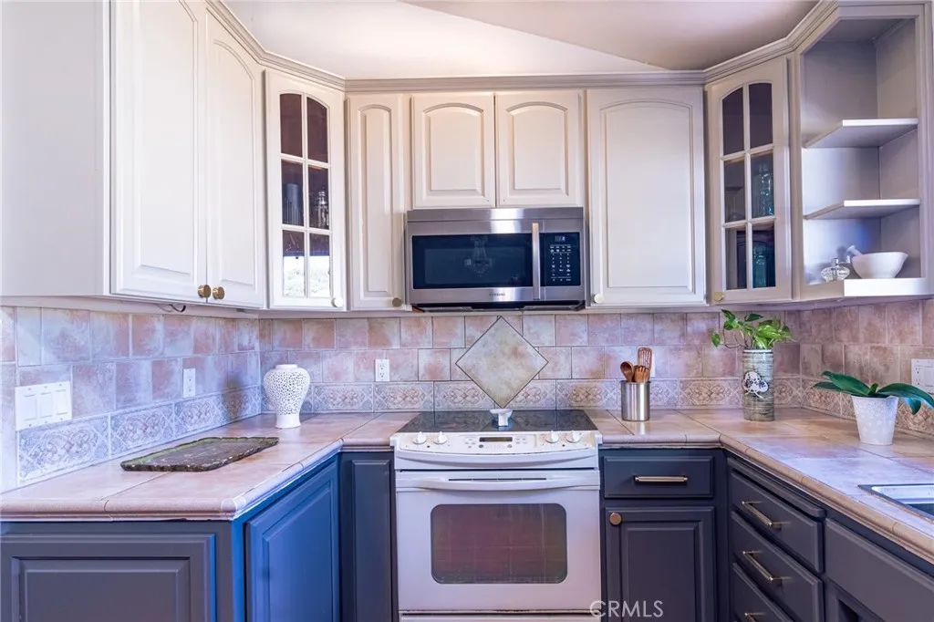 https://cdn.realtyfeed.com/cdn/127/306570078/cc961f83def8f45a070ed4249230f70c.webp