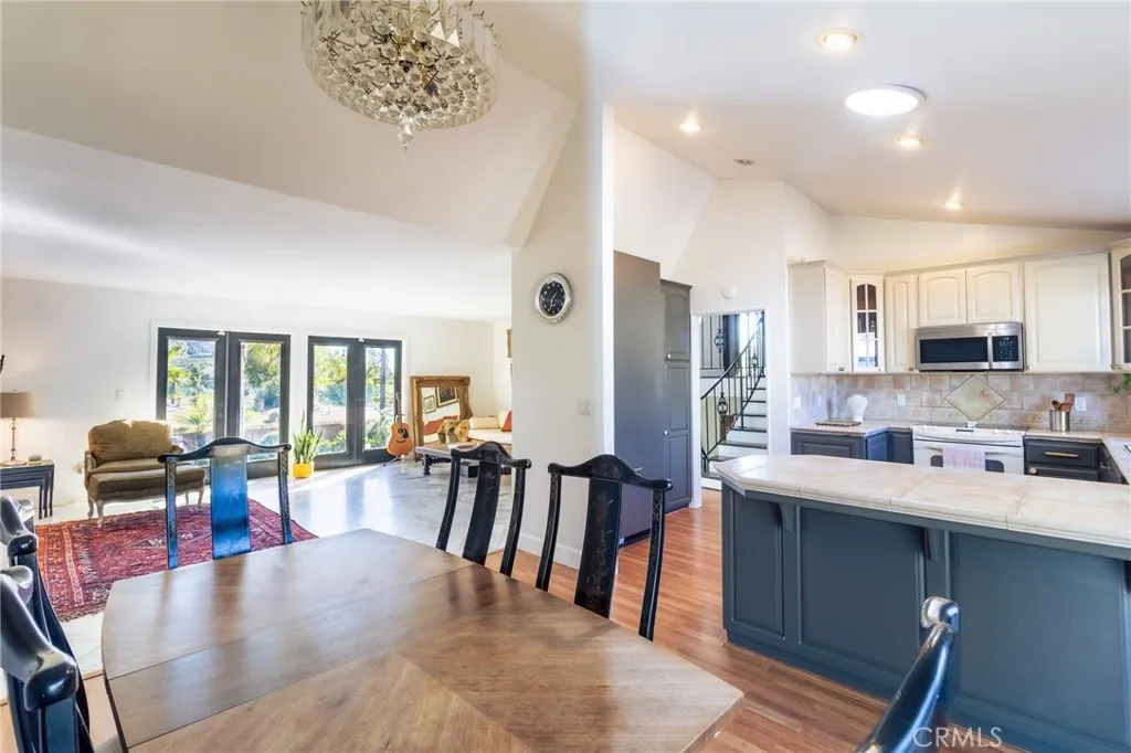 https://cdn.realtyfeed.com/cdn/127/306570078/d4a455ef806be8e00287ecf0c58ea90a.webp
