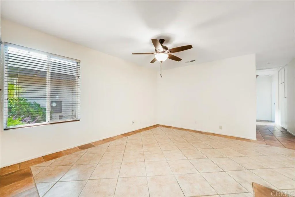 https://cdn.realtyfeed.com/cdn/127/306570086/8cb9a0b57679c3857da69ef7446e1743.webp