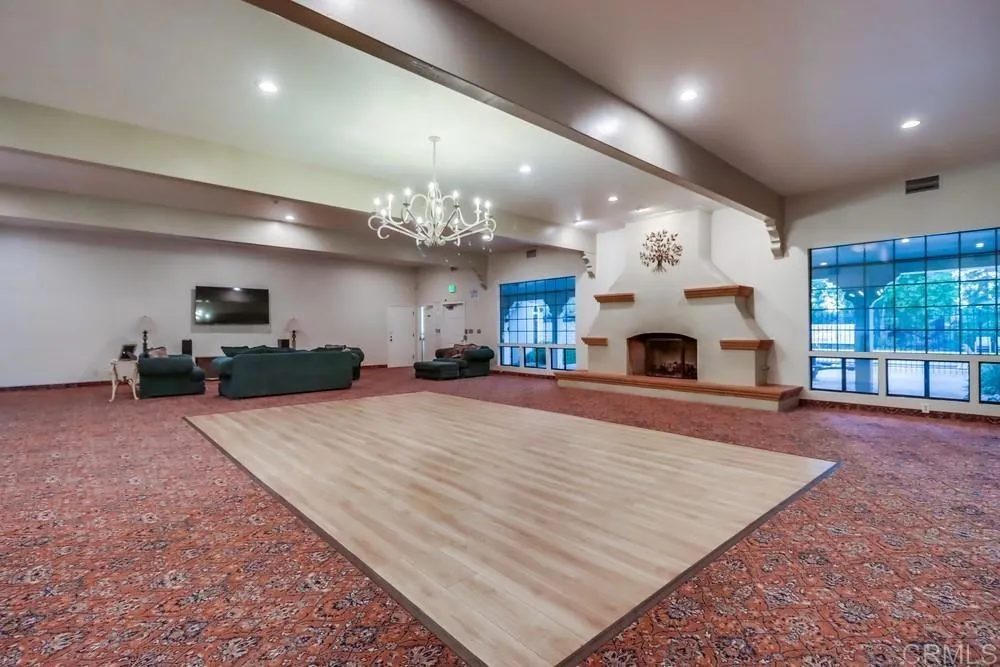 https://cdn.realtyfeed.com/cdn/127/306570104/5b476e15f88de30b3edf43b67b4b00b4.webp